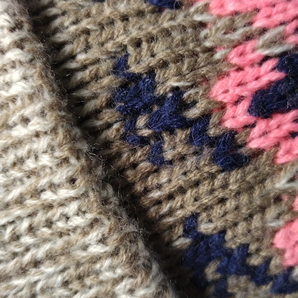 BDG WINTER CAP - Picture 2 of 6
